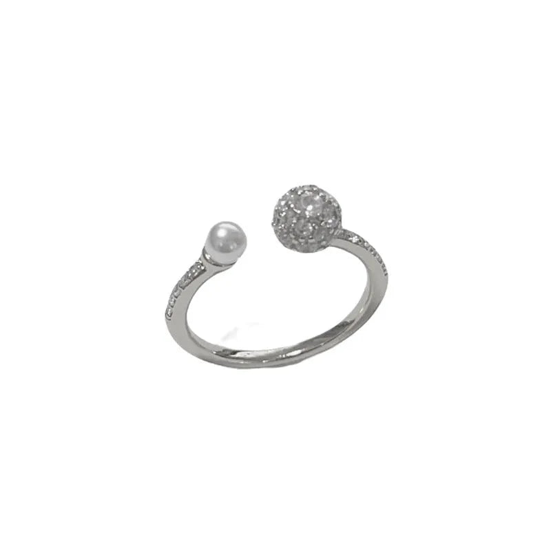 Round zircon open-end ring with gold plating on copper in gold or silver colour