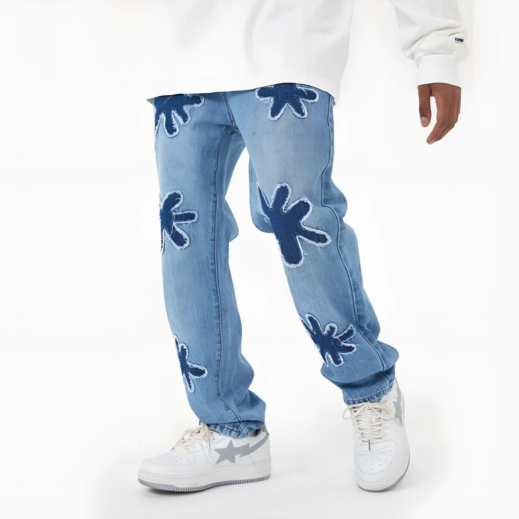 Straight leg denim jeans with washed finish in light blue colour
