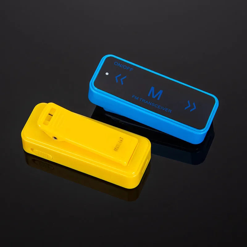 Mini handheld walkie-talkie with ear-hook earpiece for salon communication, random colour, UHF lithium battery