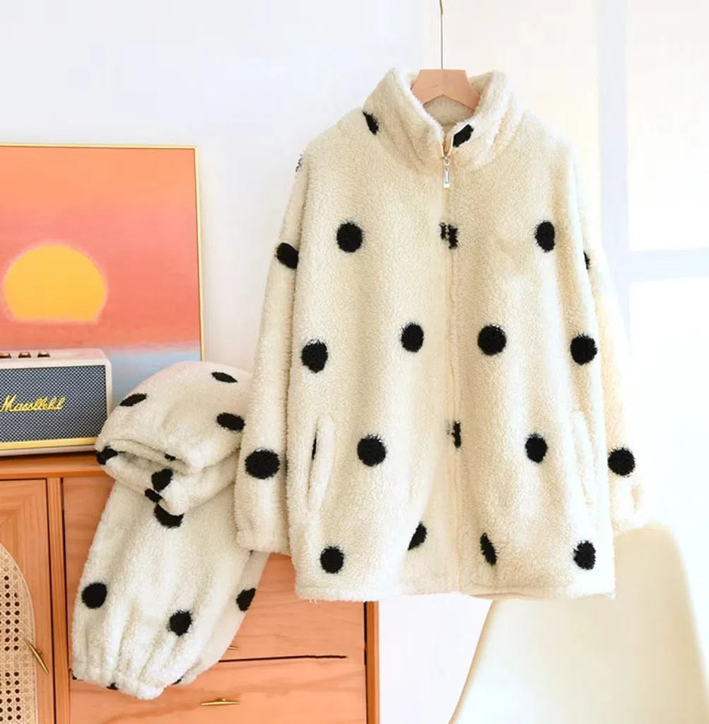 Women's fleece-lined thick casual suit set in black and white polyester flannel, top and pants, sizes M to XL