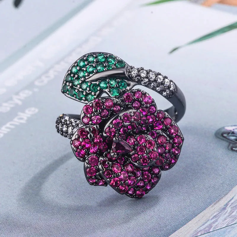 Gold-plated black gold simulation corundum flower personality ring with geometric design