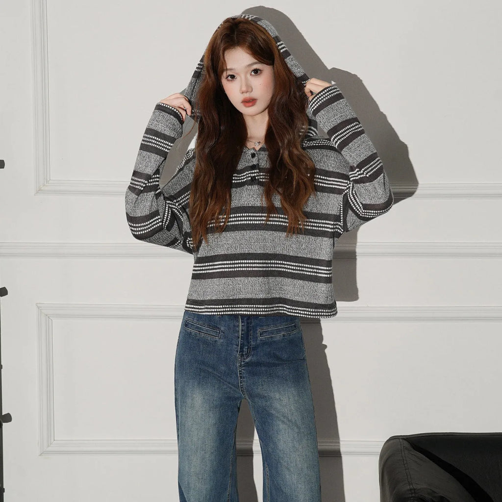 Women's striped button hooded knitwear in dark coffee, loose fit, long sleeves, short 40cm knitted pullover top