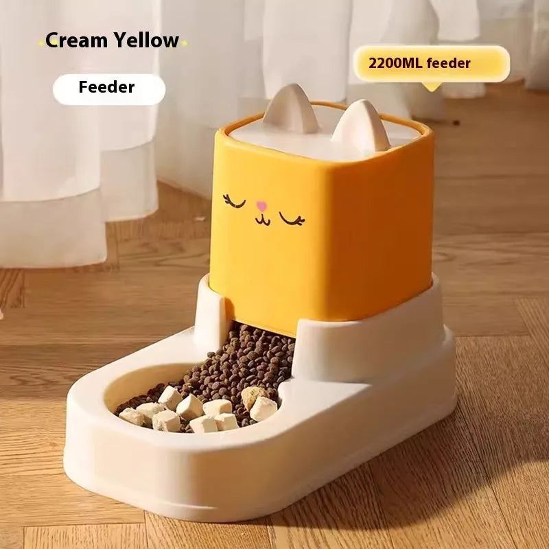 4000ML automatic pet feeder and water dispenser in PP with cream yellow tractor design