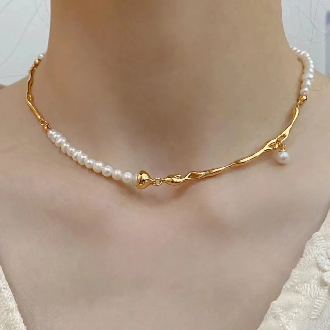 Stitching design imitation pearl necklace on copper pendant with O-ring chain, 71-80cm, unisex gold finish