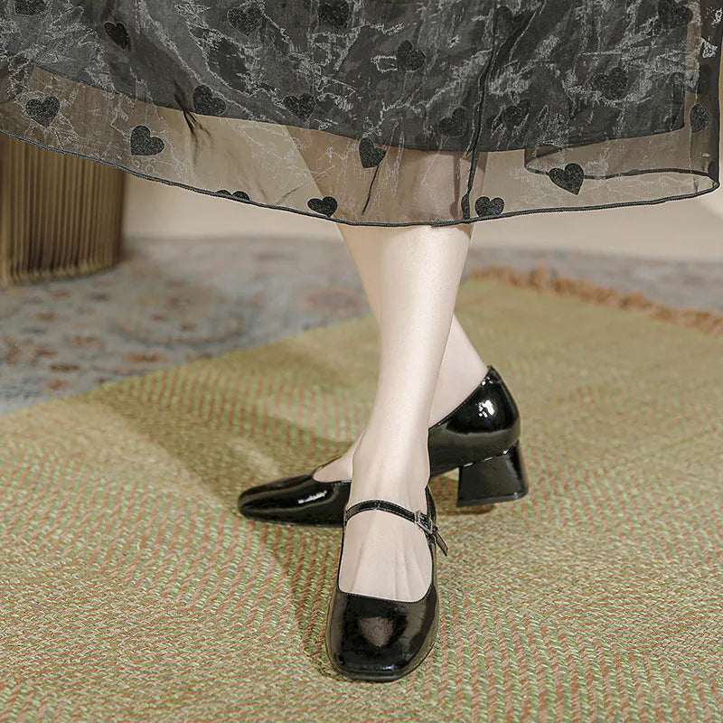 Square toe patent leather Mary Jane shoes with pearl buckle, mid heel, Black colour