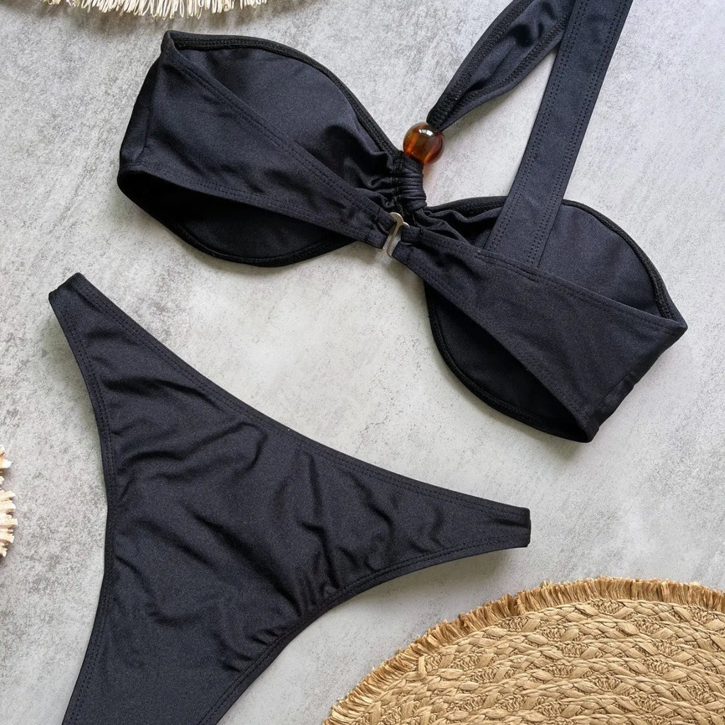 Pure colour backless split bikini swimsuit in quick-drying nylon fabric, available in multiple colours on model