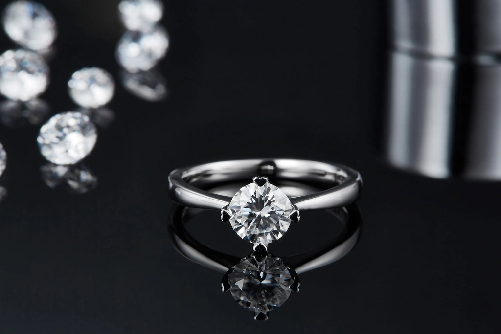 1-carat moissanite wedding ring set in S925 silver with platinum plate, gift box packaging, ring sizes 5-9