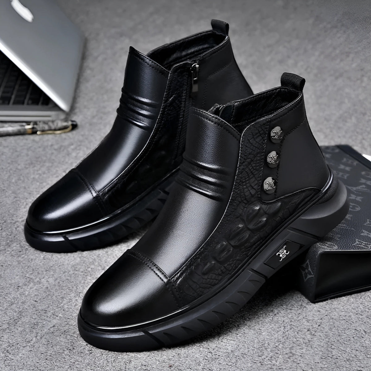 Men's black genuine leather worker boots with warm lining, non-slip round toe, sizes 38-44