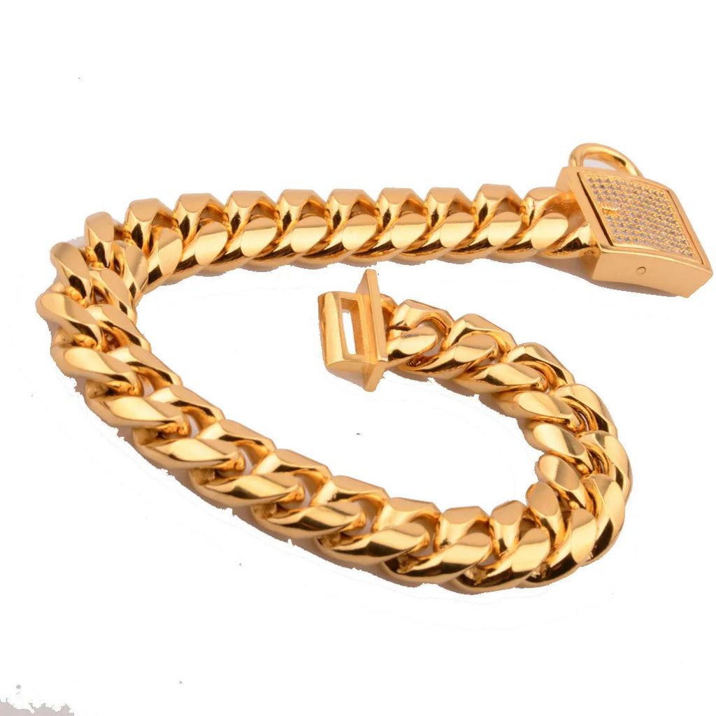 Gold stainless steel titanium steel encryption chain necklace 30mm wide on display