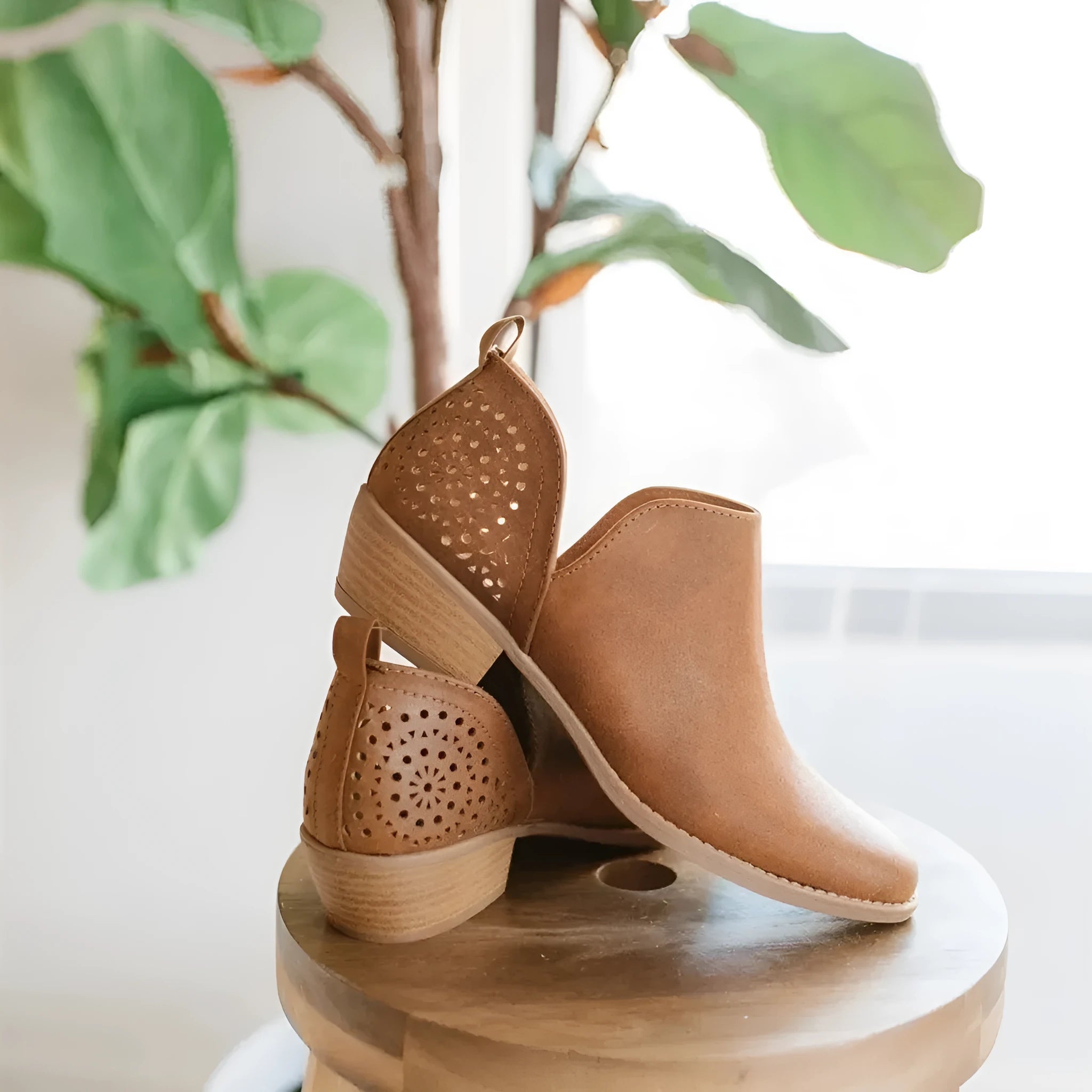 Women's retro mesh ankle boots with square chunky heel, cut-out perforated design in beige