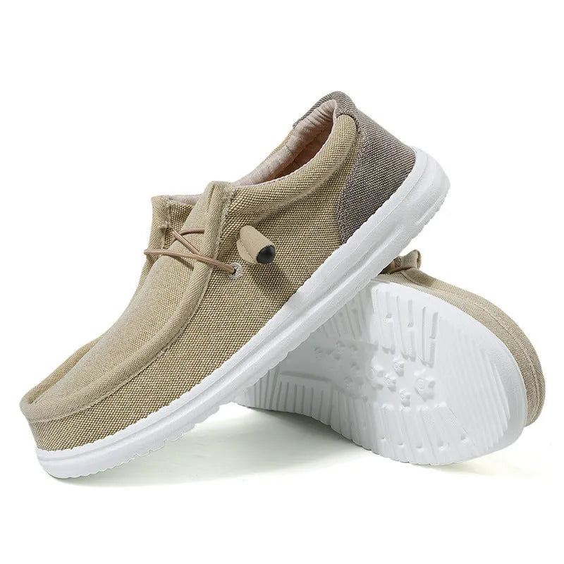 Men's casual canvas shoes with mosaic pattern on green upper and rubber sole