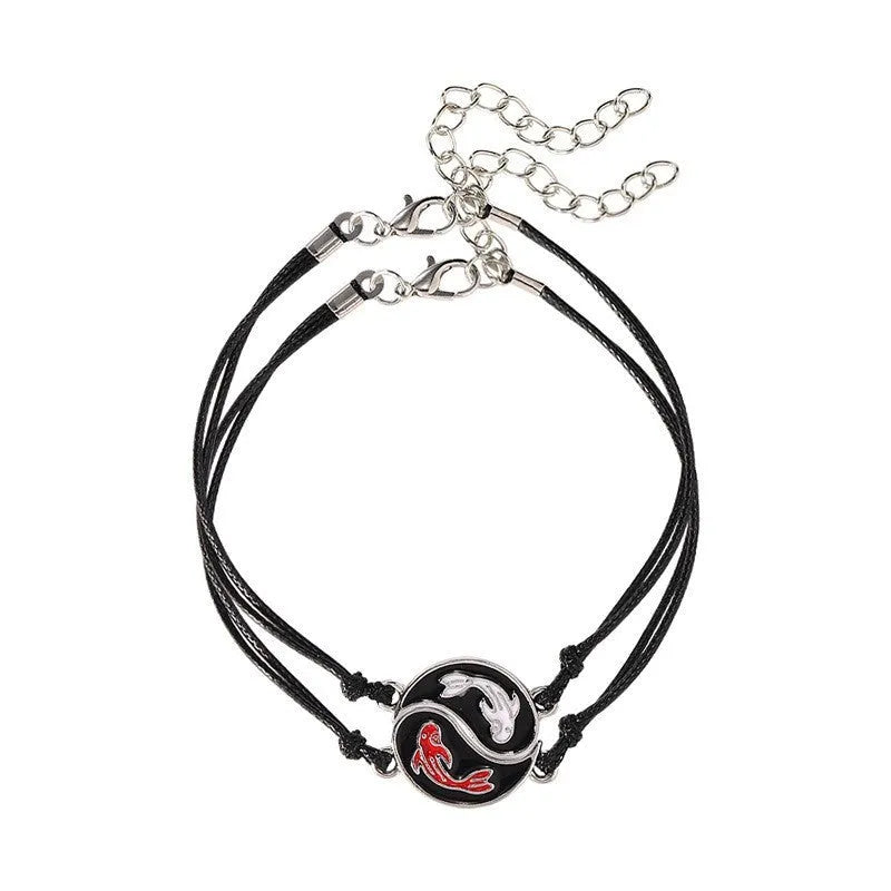 Geometric eight-diagram alloy bracelet with electroplated finish in four colour options