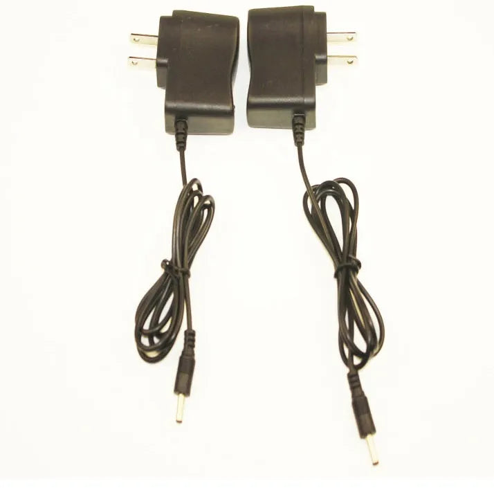 Black 18650 lithium battery charger with DC3.5mm plug for strong light flashlight direct charging