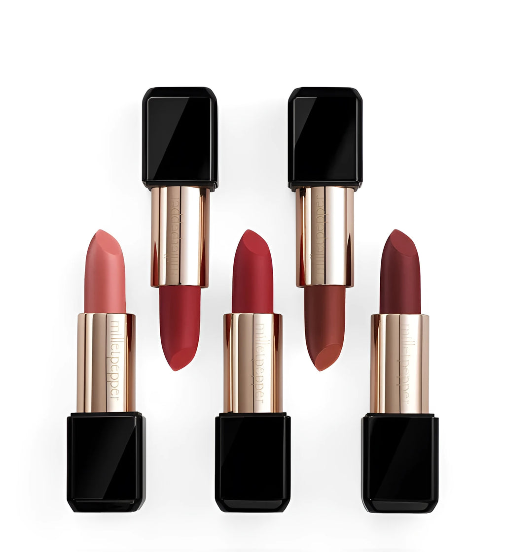 Matte lipstick 3.2g moisturising waterproof in shades 01 H, 02, 03, 04 for adult ladies