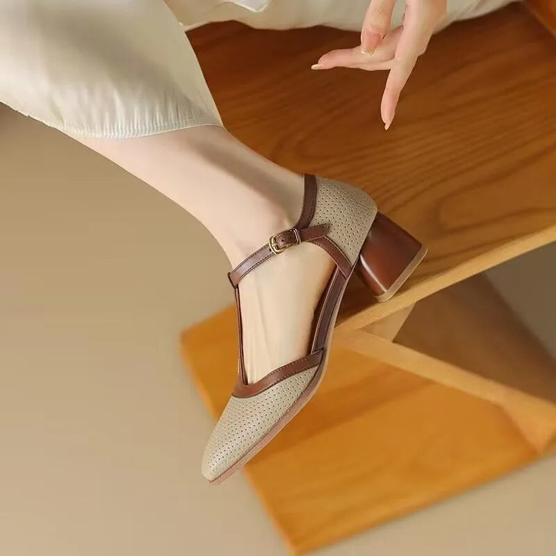 Retro colour block hole sandals with chunky heel in apricot