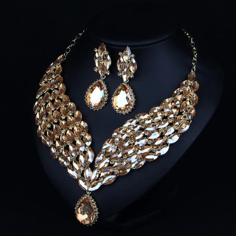 Luxury full drill bridal necklace and clavicle chain set in champagne colour