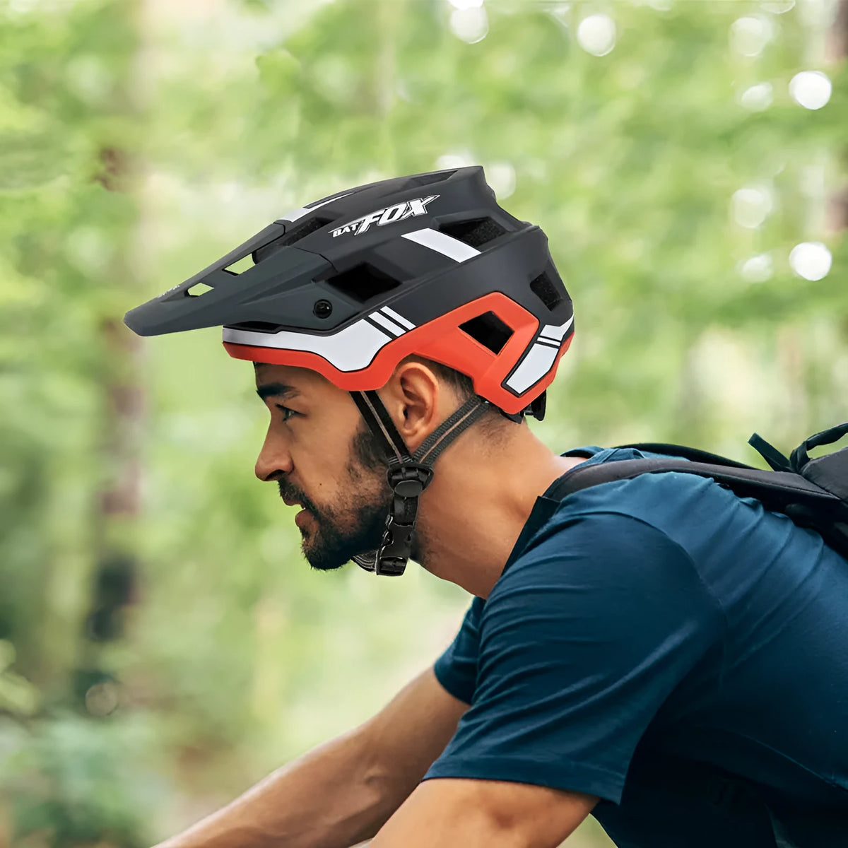 Lightweight integrated PC EPS bicycle mountain bike helmet, size L 58-61cm, six colours available