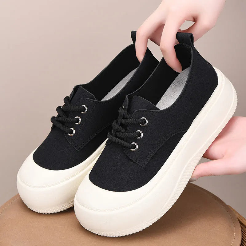 Women's camel suede platform loafers with 4CM height, round toe and front lace-up.