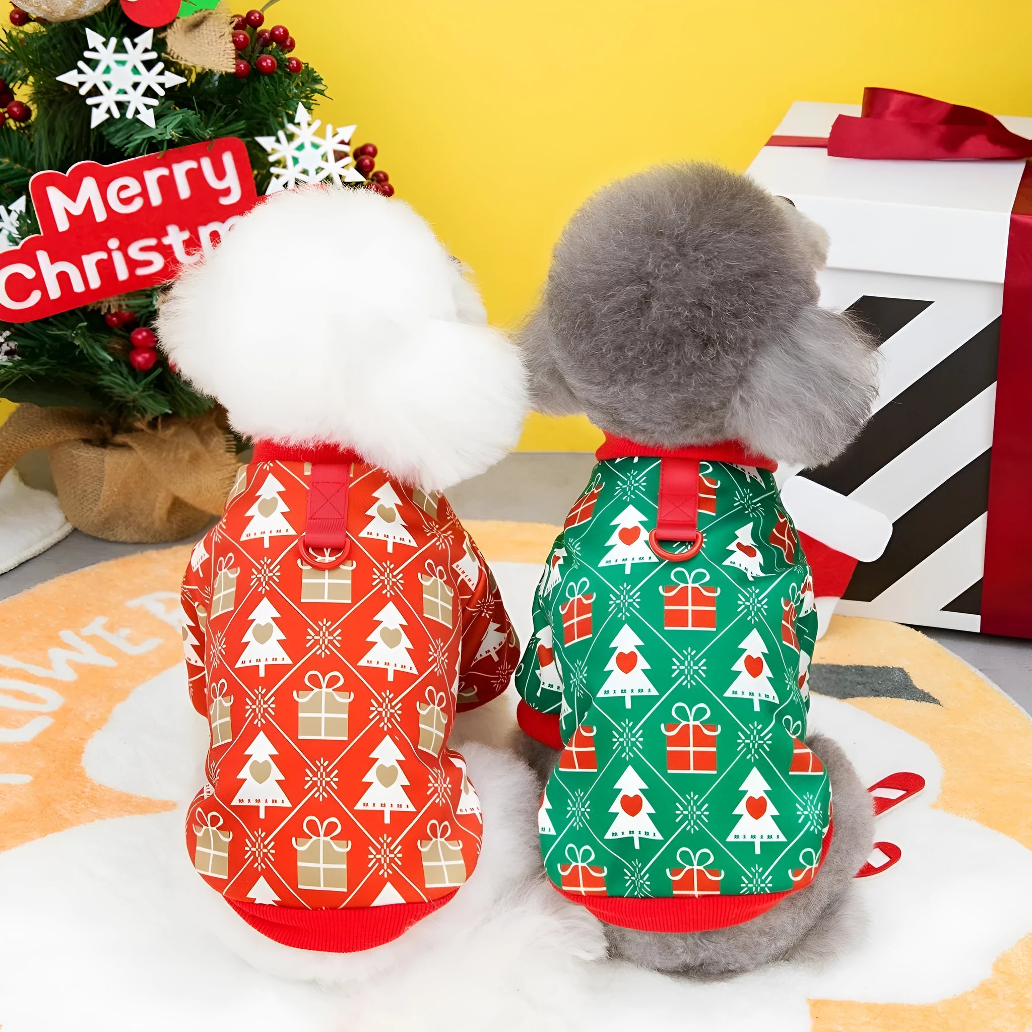 Green or red Christmas tree patterned pet hoodie for dogs and cats, sizes S M L XL XXL.