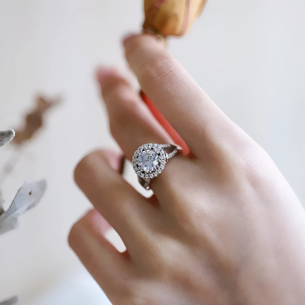 Silver ring with round cubic zirconia stones, geometric design, electroplated finish