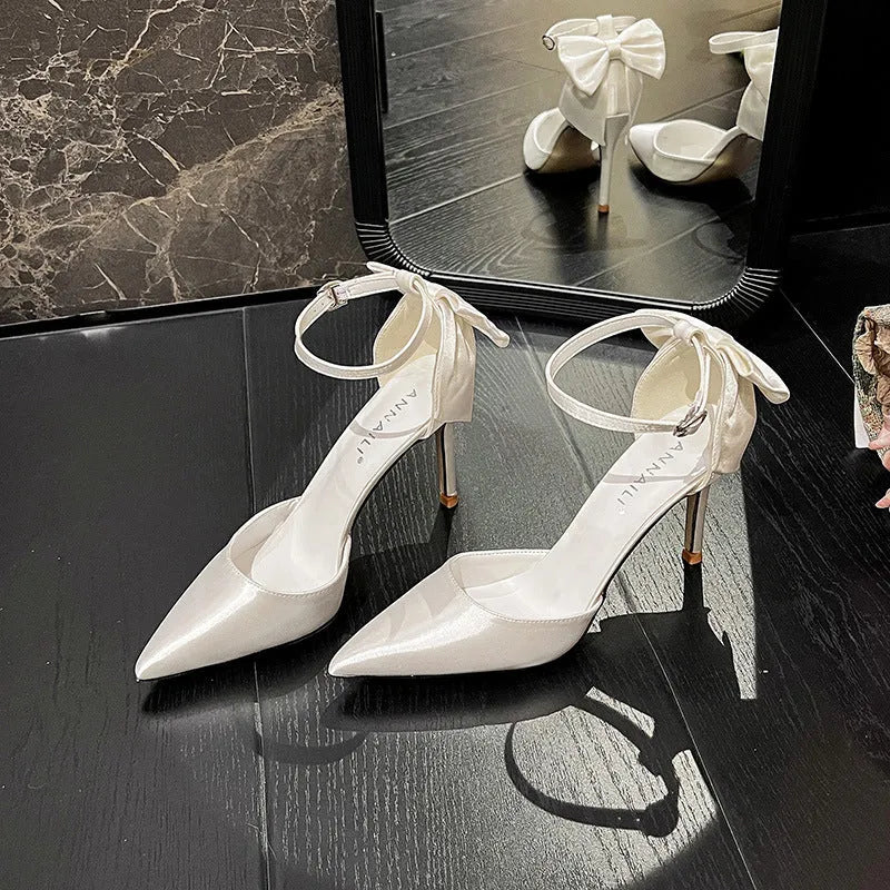 White satin wedding shoes with ankle buckle strap, available in 7cm and 9cm heel heights, sizes 33 to 43
