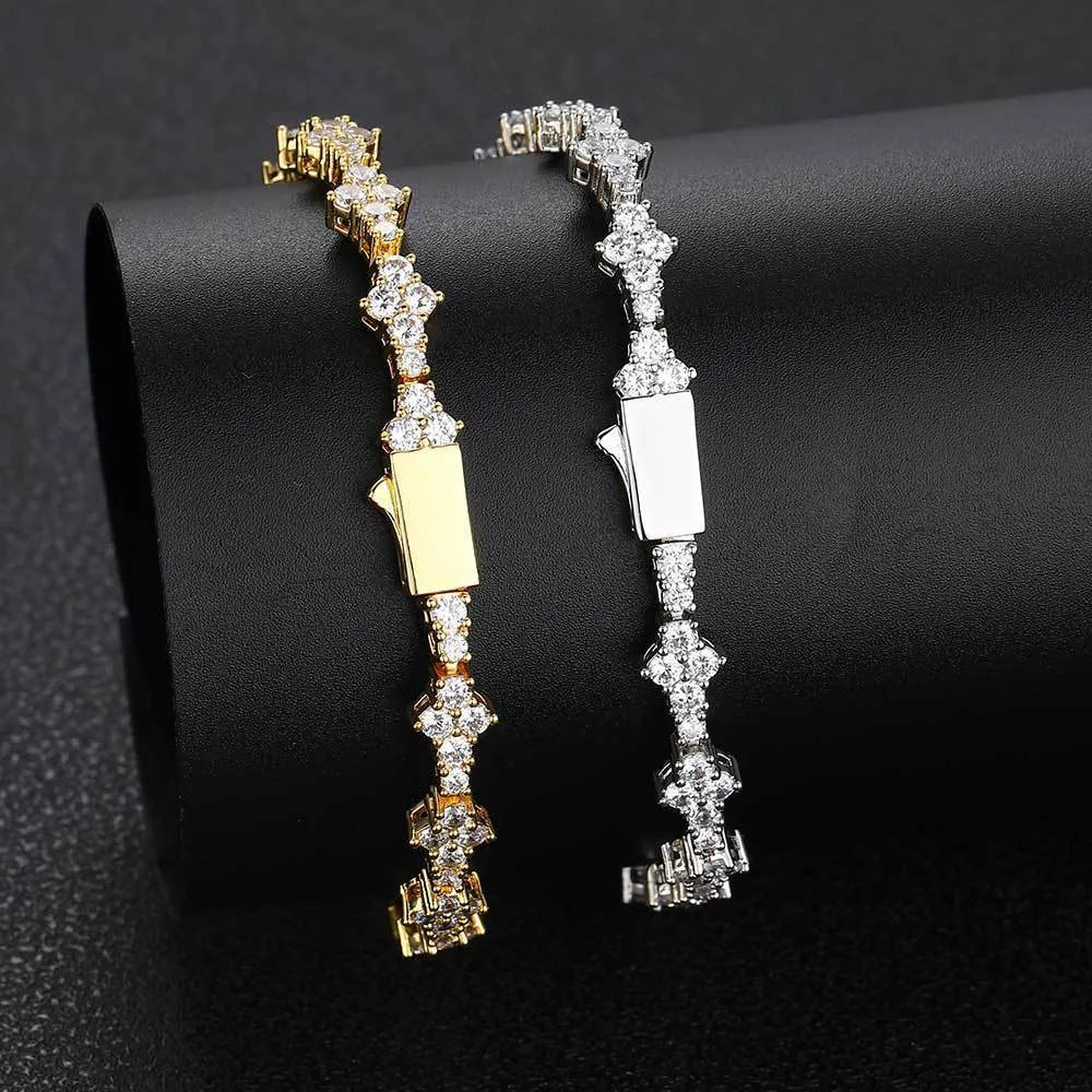 Copper spring fastener bracelet with inlaid zircon in gold finish, 6.5mm width geometric chain