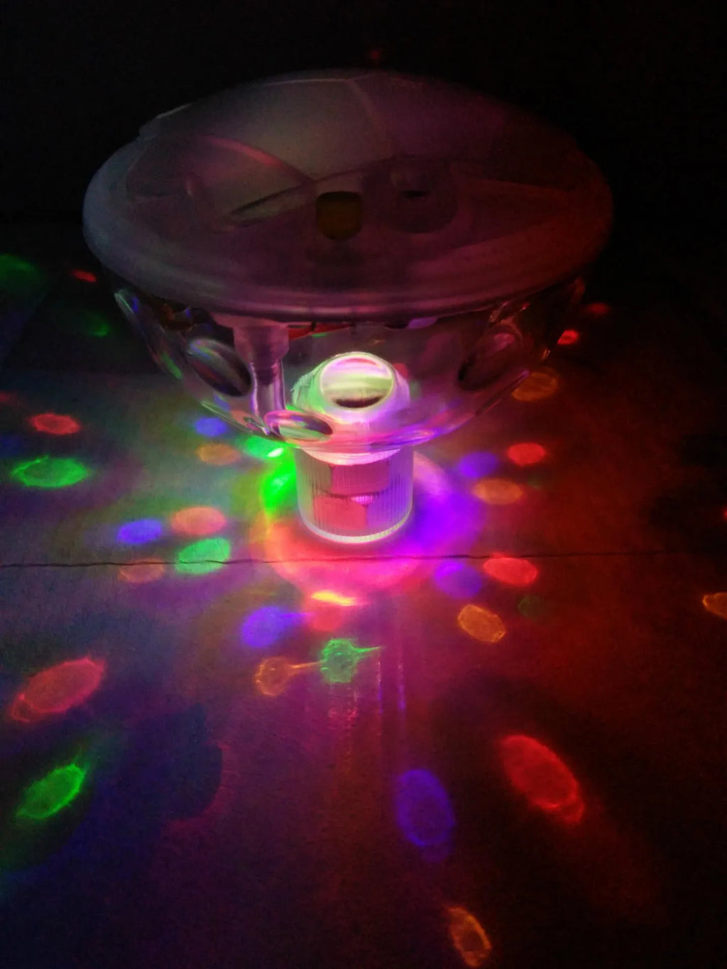 Floating LED bath lamp 8cm cube waterproof light for bathtub and swimming pool