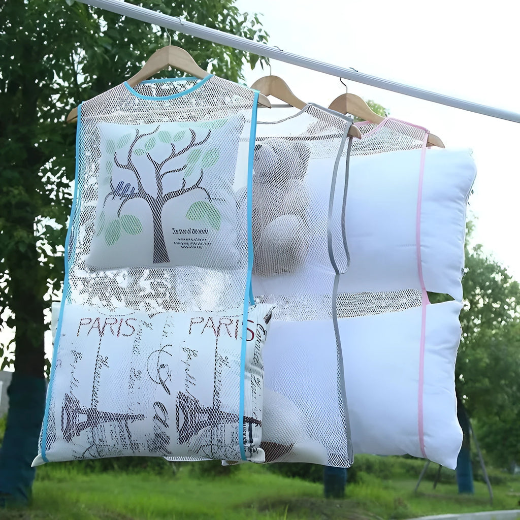 White single-layer net pocket pillow drying hanger 45x55cm on a washing line