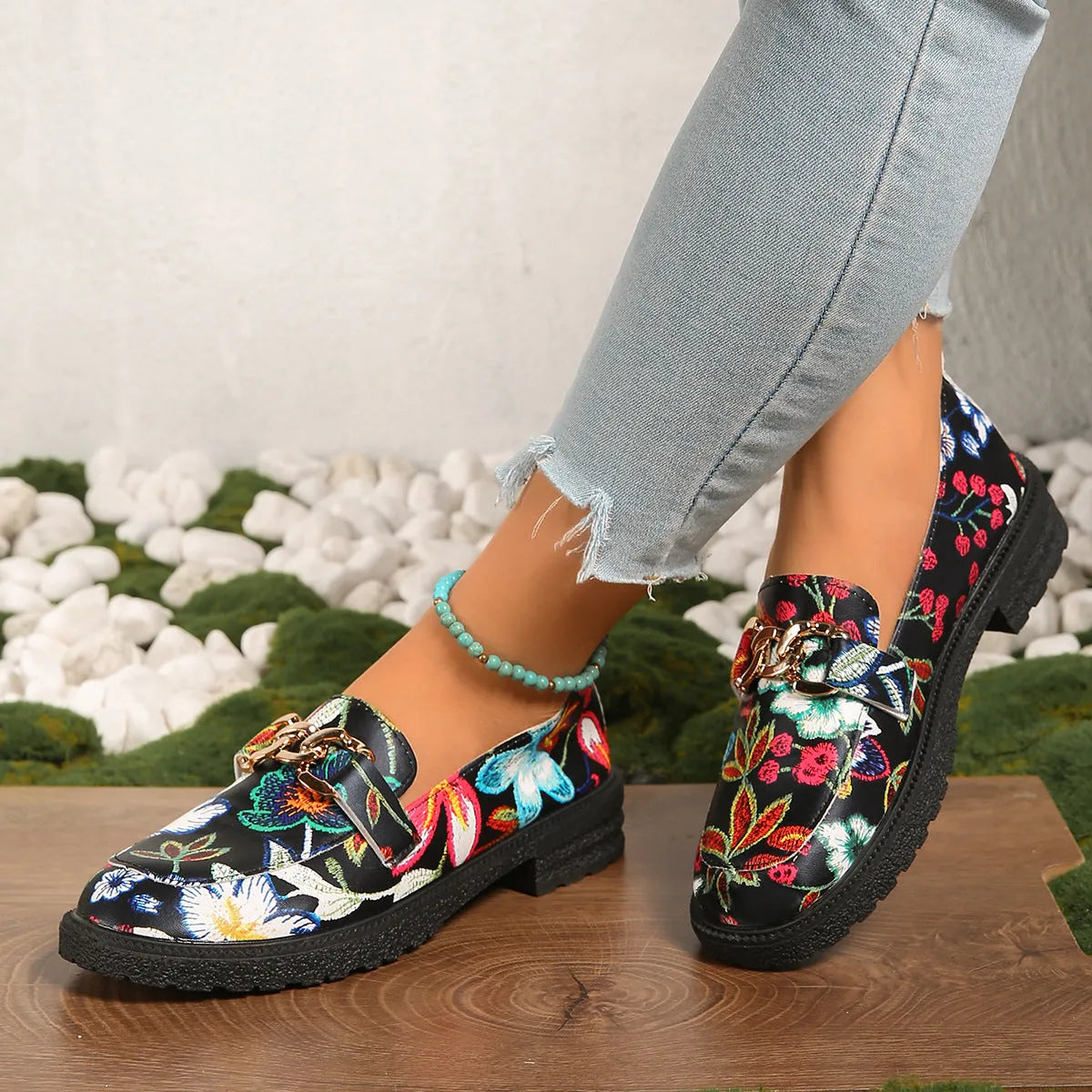 Plus size British style loafers with chunky heel, flower chain, and round toe in colour 01-3