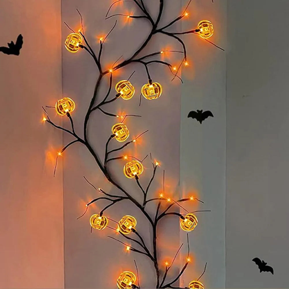 Halloween LED willow vine string light with 18 bat and 18 pumpkin rattan lights on a 2-metre vine with 100 LEDs