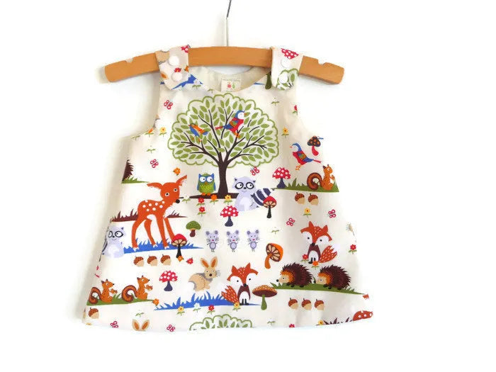 Red cartoon print cotton three-piece children's suit with dress, shorts and headband for baby girls