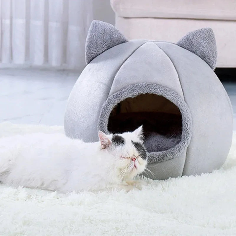 Grey closed cat nest made from Arctic velvet and short plush with removable washable cover