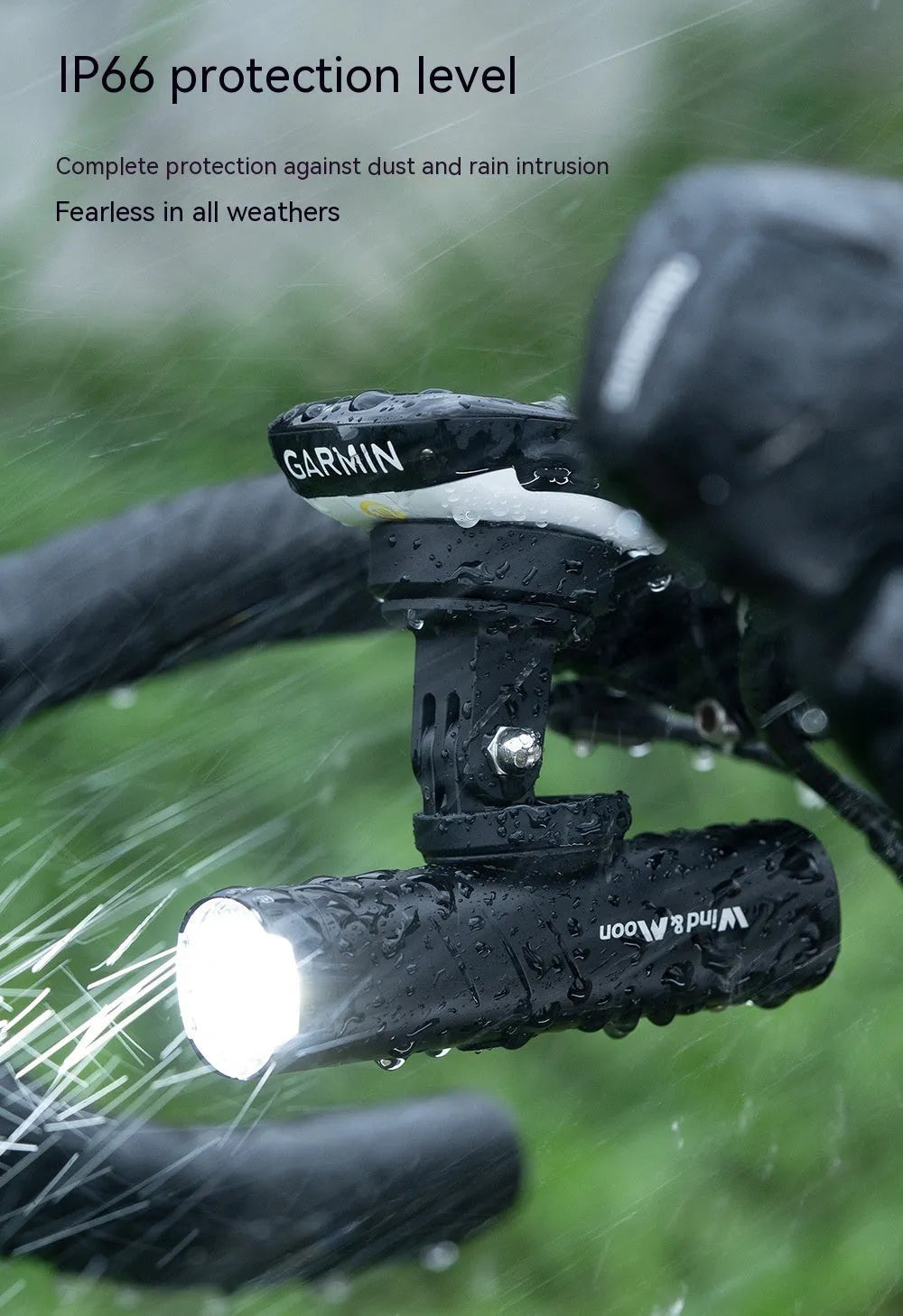 Rechargeable bicycle headlight for road and mountain bikes with 1200 or 1500 lumens output for night cycling