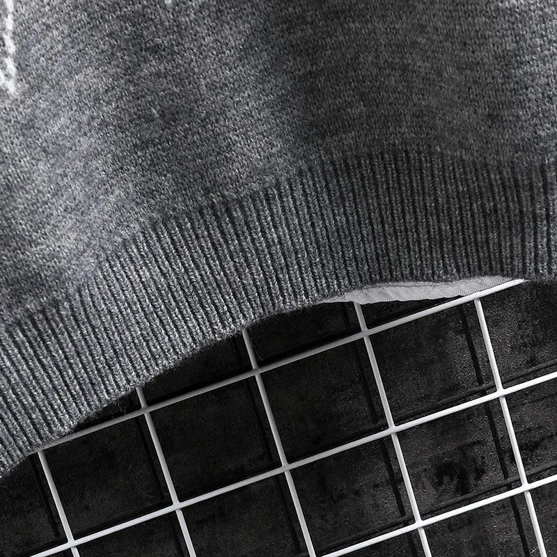 Men's round neck loose plaid sweater in black, grey or red, long sleeve, sizes M to 3XL