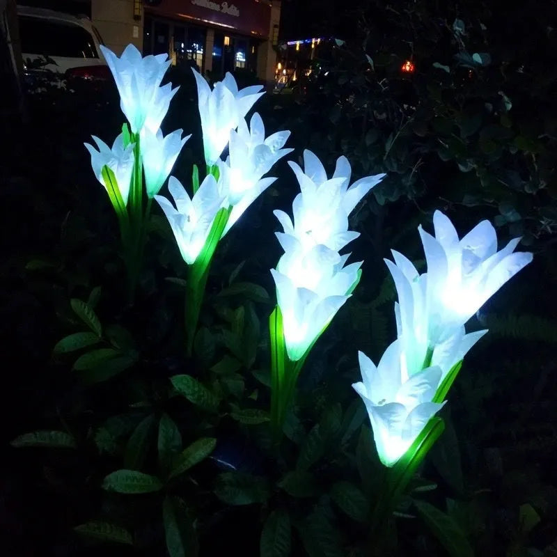 Solar powered colour LED flower-shaped garden light for outdoor courtyards and lawns