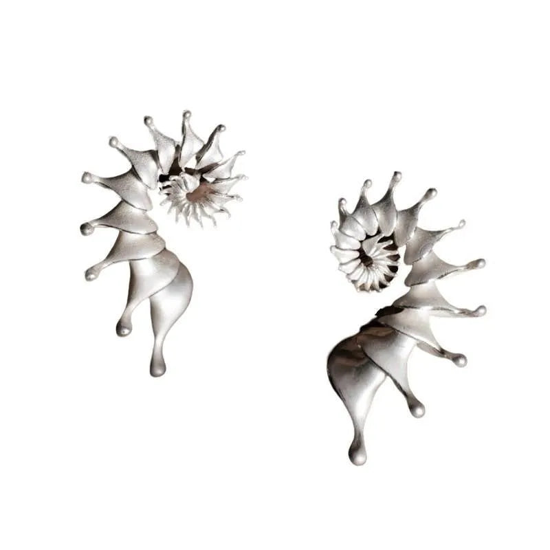 Conch-shaped three-dimensional matte earrings with exaggerated drop design and irregular shaping