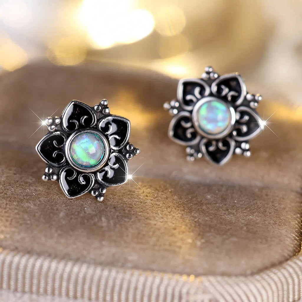 Bohemian casual flower stud earrings for women in rose zinc alloy, 1 pair