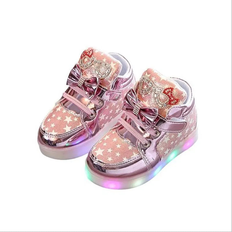 Golden, pink and silvery children's LED shoes with light-up soles, showing size chart from 21 to 30cm.