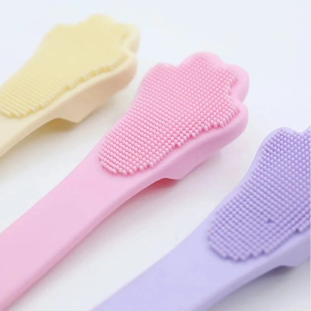 Silicone finger toothbrush for pets in pink, purple and yellow colours for dog and cat dental care