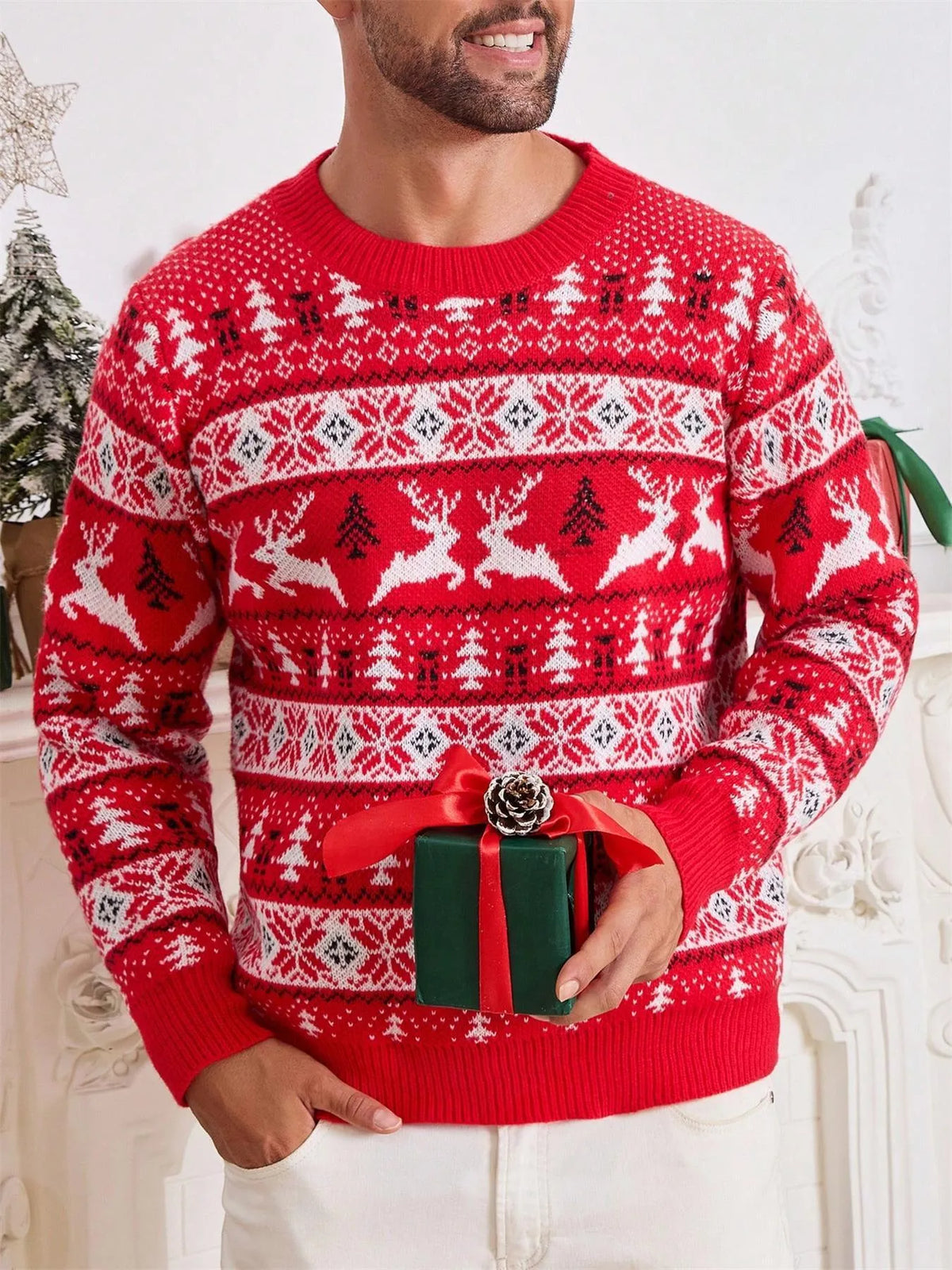 Men's Christmas jumper in red or navy blue, round neck, long sleeve, loose jacquard knit, sizes S to XXL.