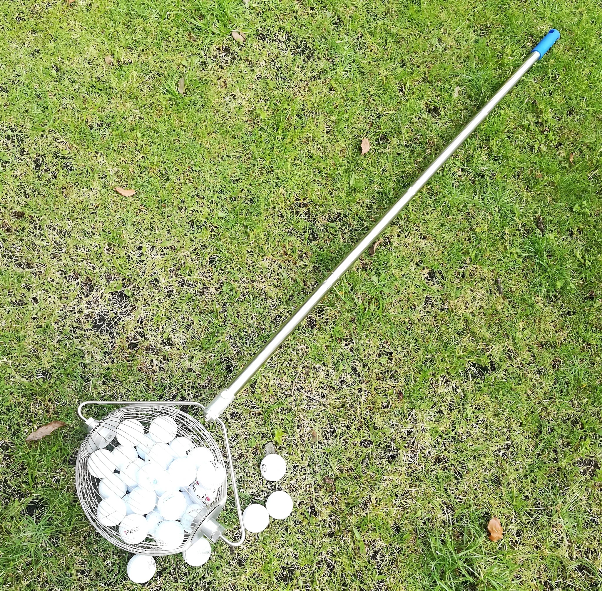 304 stainless steel golf ball picker with metallic colour for one-handed ball retrieval
