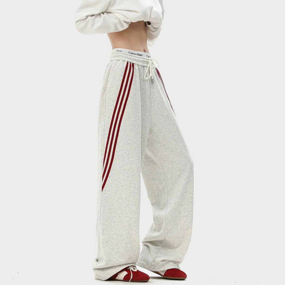 Men's striped loose straight-leg casual pants in polyester stretch fabric with wrinkle-free finish, Black colour