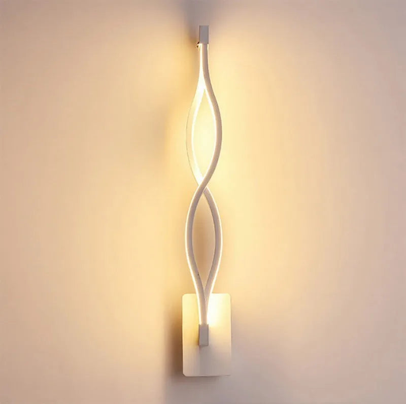 Nordic style wave-shaped wall light in white aluminium and acrylic, 65x80x480mm, for 8-12m2 rooms