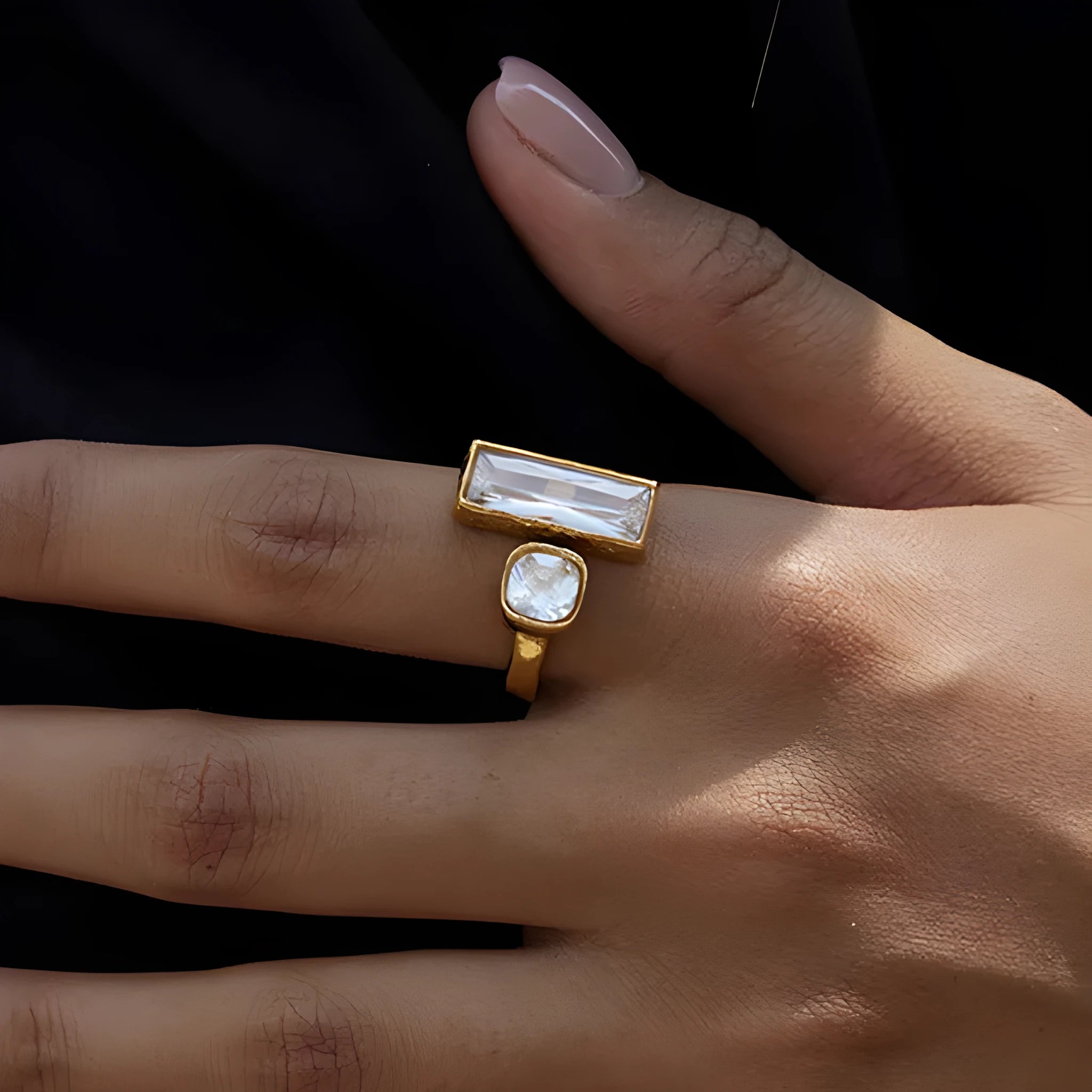 High-grade rhinestone titanium steel no fading ring for women, geometric quadrilateral shape, electroplated finish