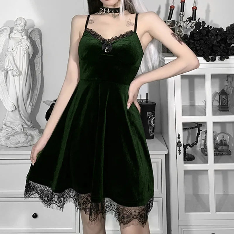 Solid colour slim-fit midi dress with suede strap and lace stitching, high waist A-line skirt, available in black and purple