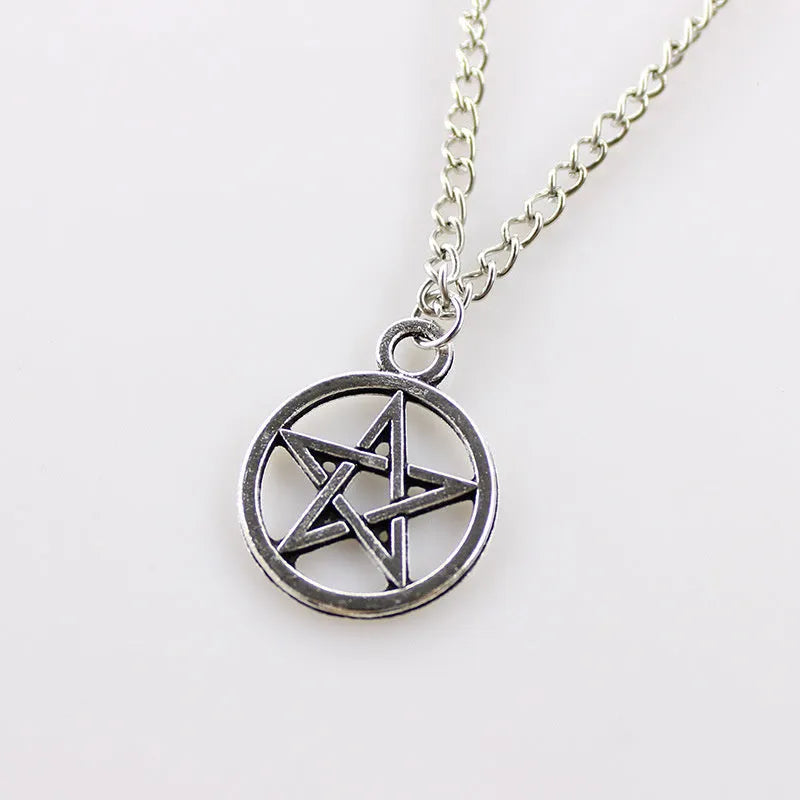 Vintage pentagram necklace in alloy, adjustable 21cm to 50cm, shown in Bronze or Silver