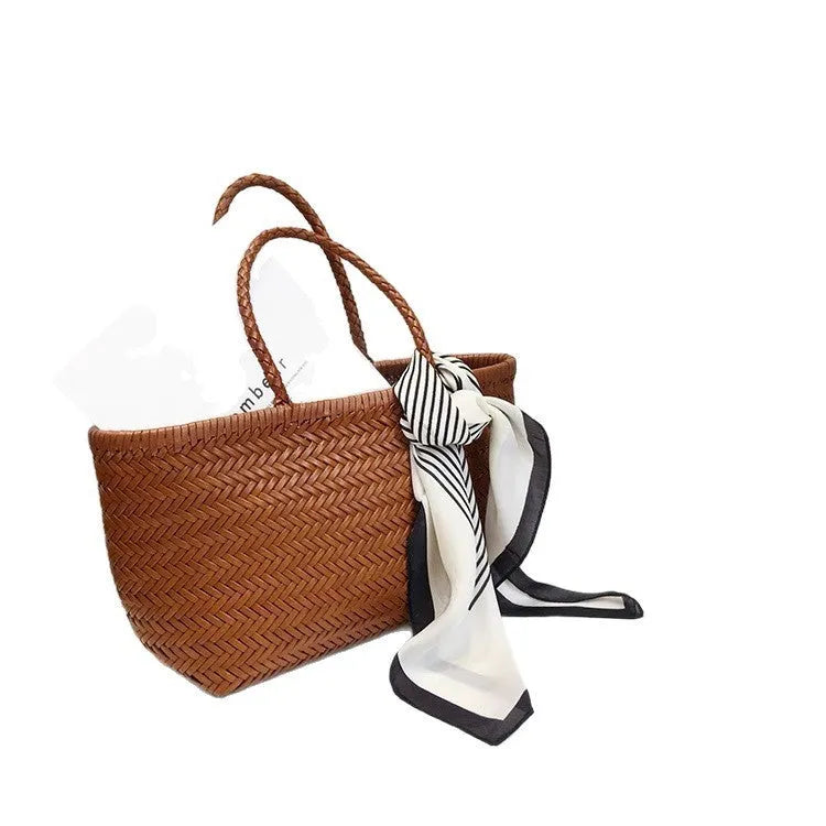 Genuine leather bucket handbag in black, brown, coffee, or white, available in 40x22x15cm and 35x19x14cm sizes