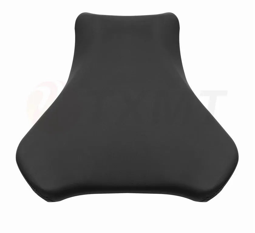 Suzuki GSXR1000 motorcycle with black PU leather seat covers fitted on front and rear.