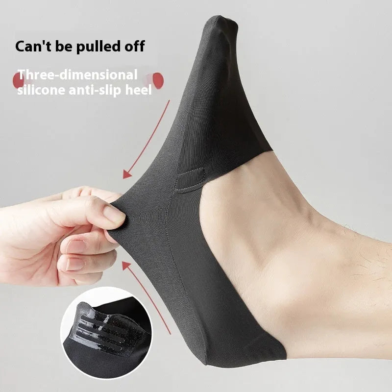 Men's seamless low-cut socks in ice silk and cotton fabric, shown in multiple colours including black, grey, and blue.