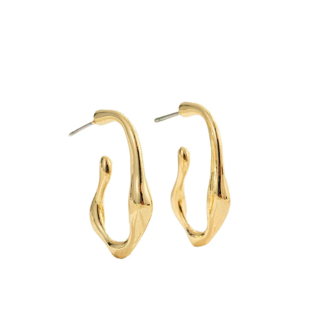 Irregular shaped minimalist gold earrings for women, lightweight hypoallergenic fashion earrings